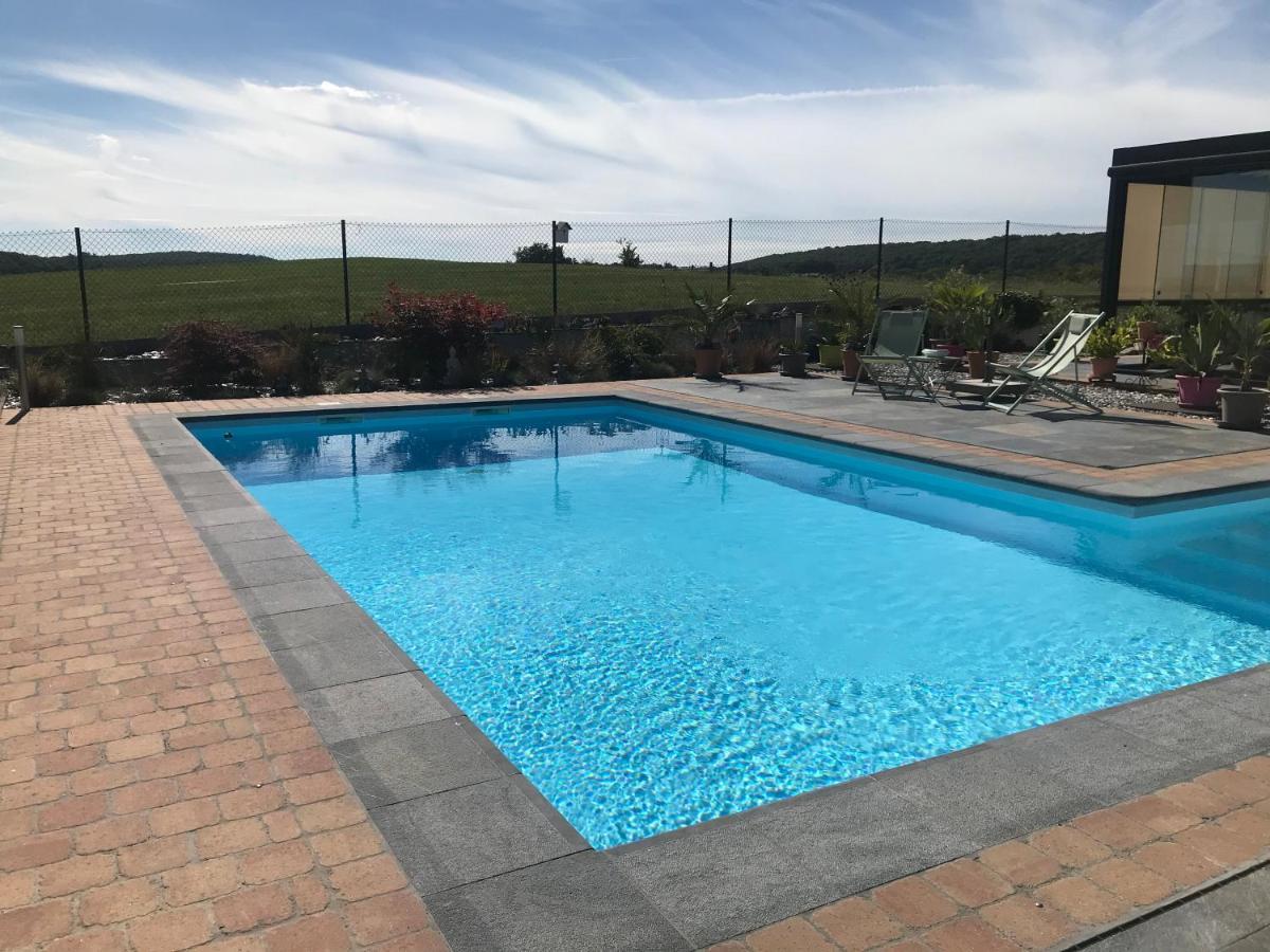 Le Sart-Belles Bed and Breakfast Εξωτερικό φωτογραφία